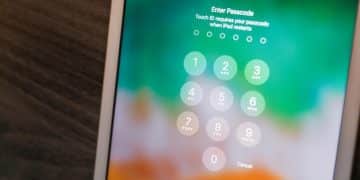 Mobile Data Privacy: US Regulations & Trust in 2025 - Cover Image